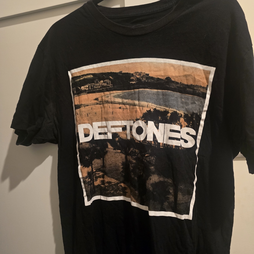 Black Deftones Graphic T-Shirt